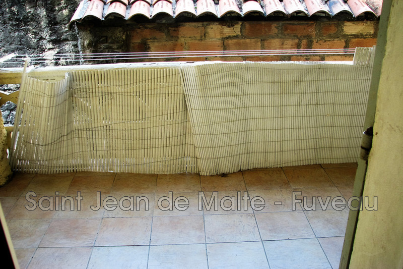 Location appartement Fuveau  