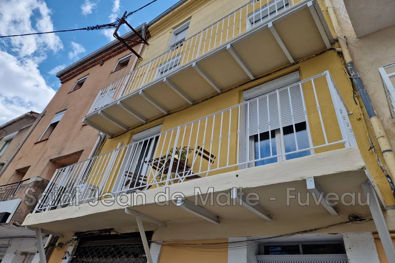 Location appartement Fuveau  