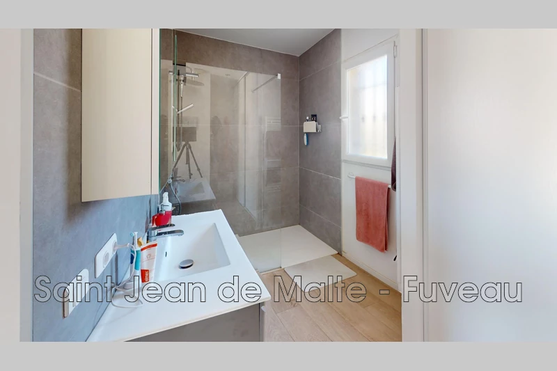 Vente villa Gréasque  