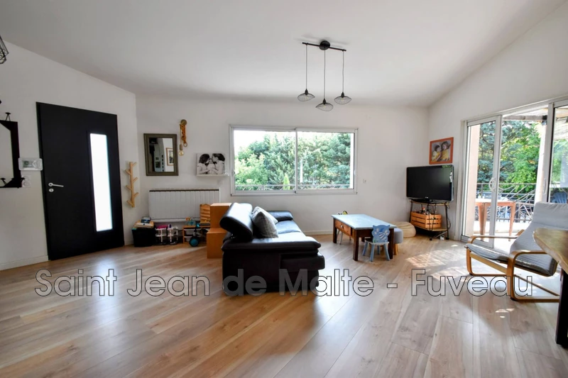 Vente villa Châteauneuf-le-Rouge  