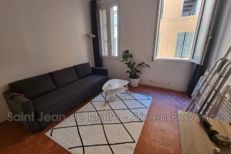 appartement  2 pièces  Aix-en-Provence Centre-ville  32 m² -   