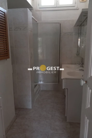 Location rez-de-jardin Saint-Savournin  