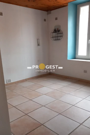 Location rez-de-jardin Saint-Savournin  