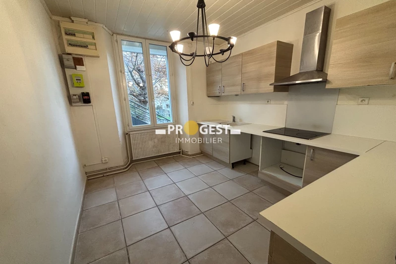 Location rez-de-jardin Saint-Savournin Location rez-de-jardin Saint-Savournin