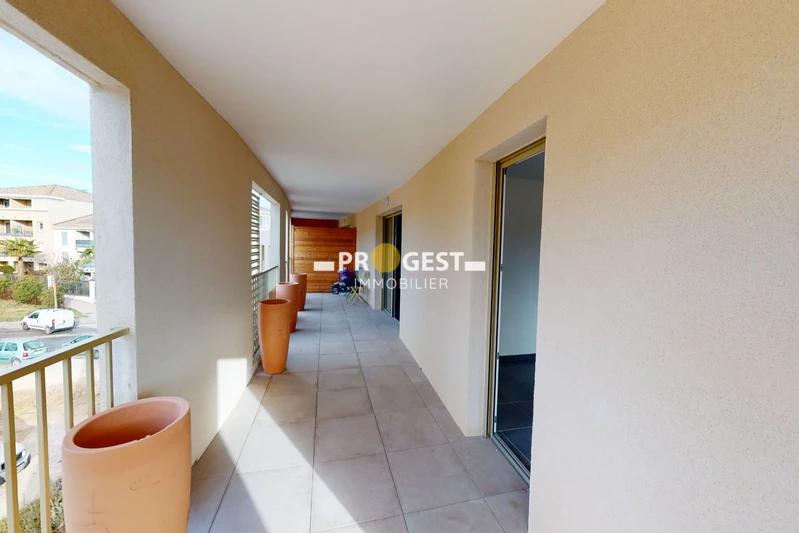 Location appartement Luynes  