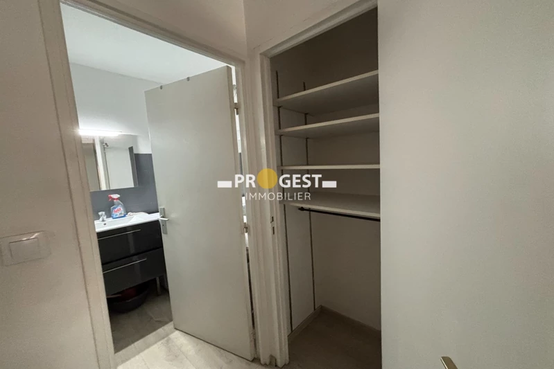 Location appartement Aix-en-Provence  