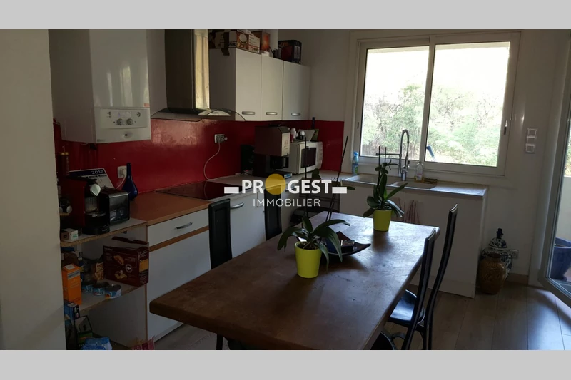 Location appartement Gardanne  