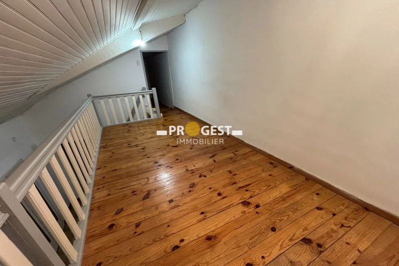 Location maison de village Gréasque  