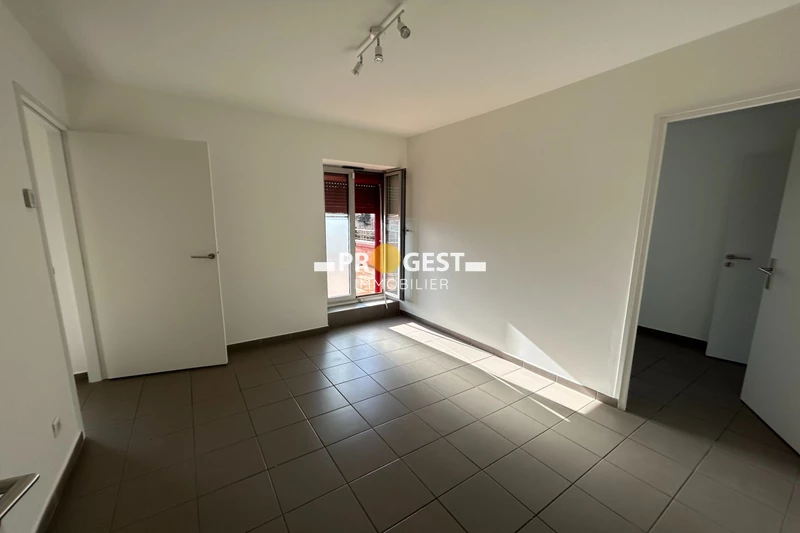 Professionnel local professionnel Gardanne  
