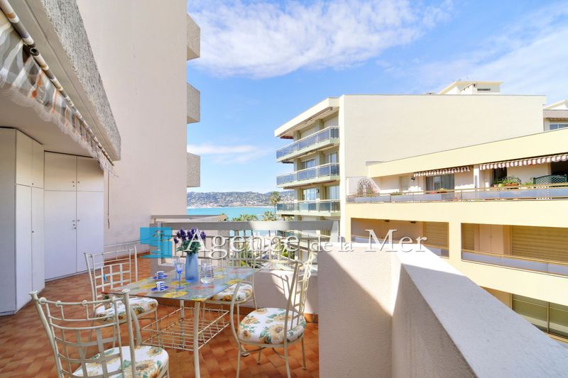 Photo Appartement Juan-les-Pins Bord de mer, achat appartement 2 pièces 42 m²