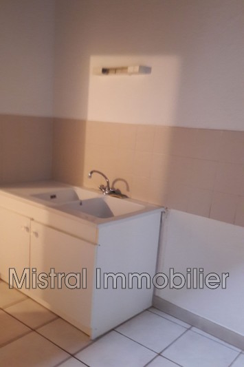 Photo Appartement Pont-Saint-Esprit Gard rhodanien,  Location appartement  2 pièces   40&nbsp;m&sup2;