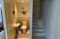 Vente villa sur le toit Golfe-Juan Wc + escalier 