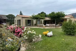 Photos  Maison à vendre La Roque-Esclapon 83840