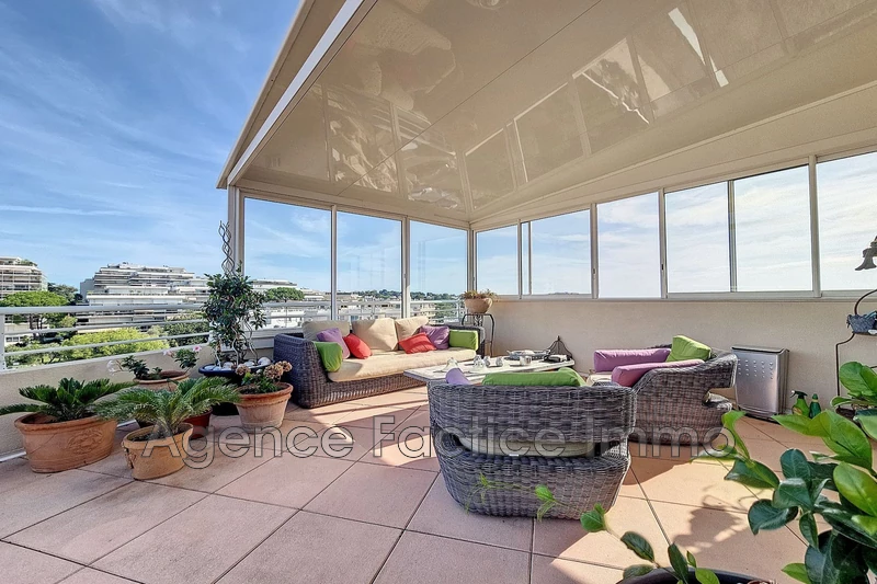 Photo Appartement Juan-les-Pins Wilson,   achat appartement  4 pièces   140&nbsp;m&sup2;