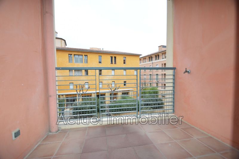 Location appartement Aix-en-Provence Location appartement Aix-en-Provence Appartement Aix-en-Provence Centre-ville, Location appartement 2 pièces 33 m²