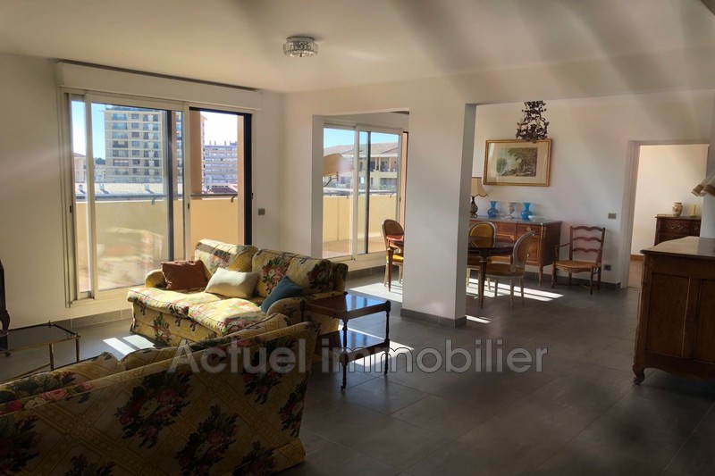 Location appartement Aix-en-Provence Location appartement Aix-en-Provence Apartment Aix-en-Provence Centre-ville, Rentals apartment 107 m²