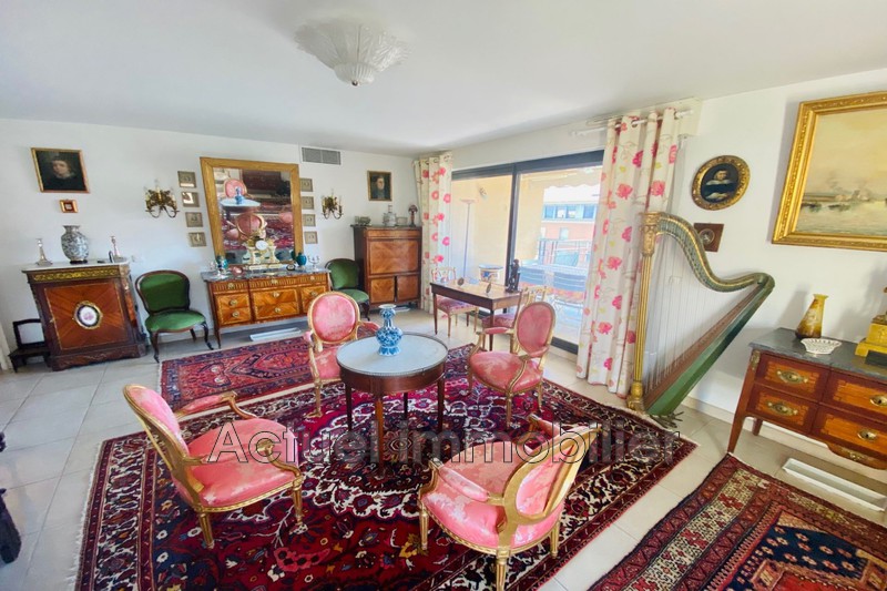 Vente appartement Aix-en-Provence Vente appartement Aix-en-Provence Apartment Aix-en-Provence Centre-ville, to buy apartment 3 rooms 81 m²