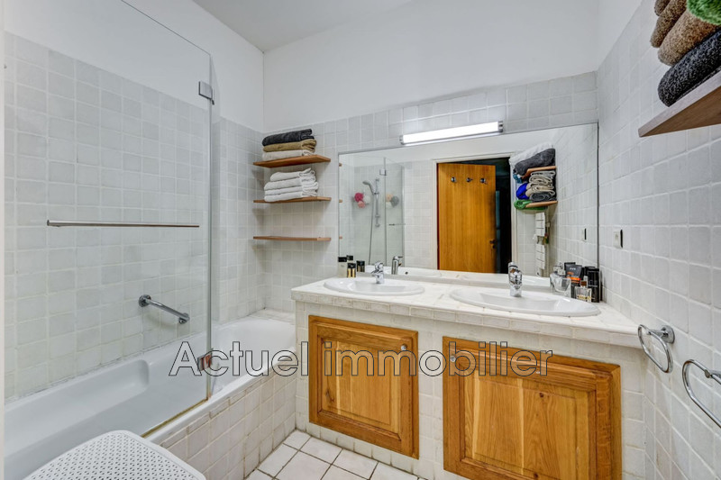 Vente appartement Aix-en-Provence PHOTO-salle de bain 