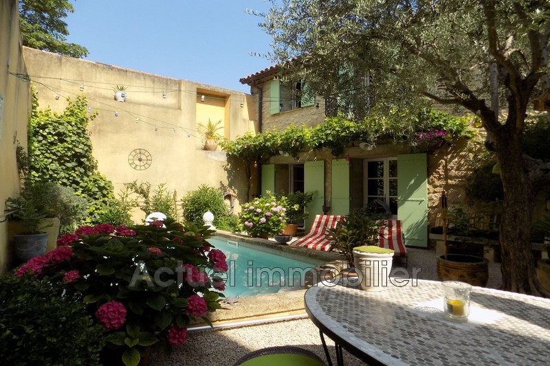Vente maison de village La Roque-d'Anthéron Vente maison de village La Roque-d'Anthéron Maison de village La Roque-d'Anthéron achat maison de village 6 chambres 220 m²