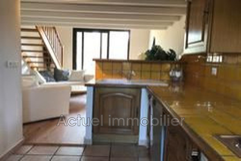 Vente maison Aix-en-Provence 635be54a521e4-photo-vignette 