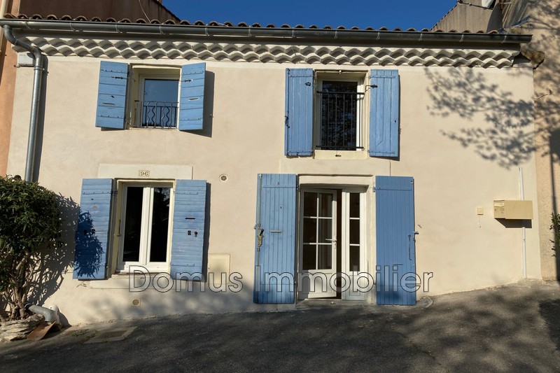Photo Maison de village Saint-Saturnin-lès-Avignon Location maison de village 3 chambres 77 m²
