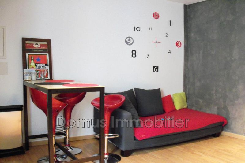 Photo Appartement Entraigues-sur-la-Sorgue Location appartement 2 pièces 36 m²