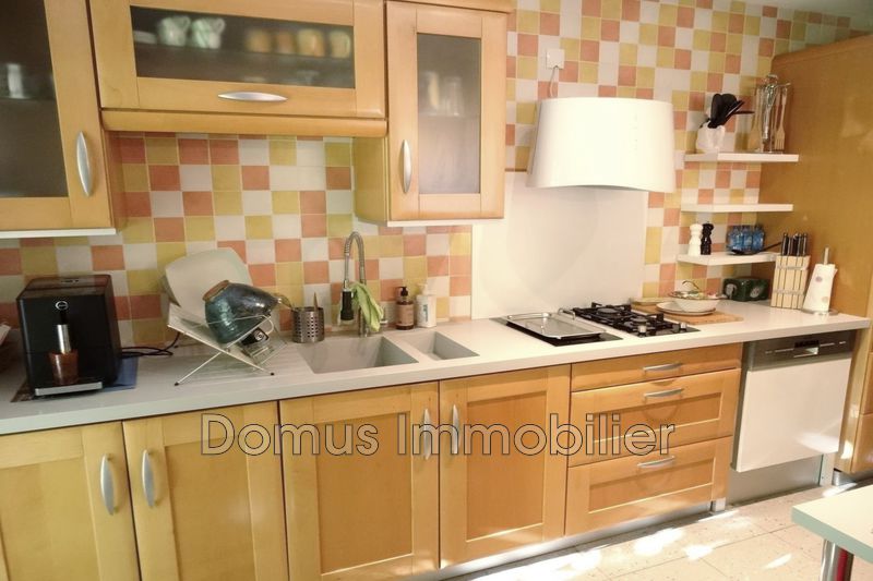 Photo Maison de village Saint-Saturnin-lès-Avignon Centre-ville, Location maison de village 3 chambres 110 m²