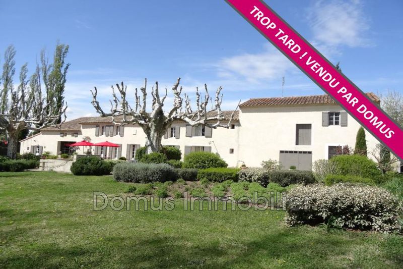 Photo Propriété Pernes-les-Fontaines achat propriété 6 chambres 360 m²