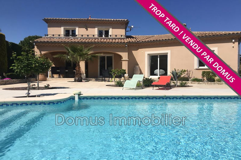 Photo Villa Saint-Saturnin-lès-Avignon achat villa 5 chambres 180 m²