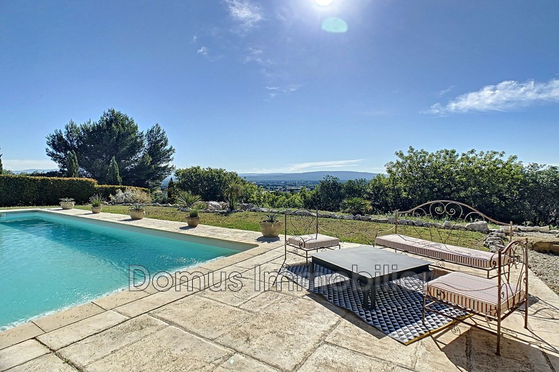 Photo Propriété Saint-Saturnin-lès-Avignon achat propriété 4 chambres 185 m²