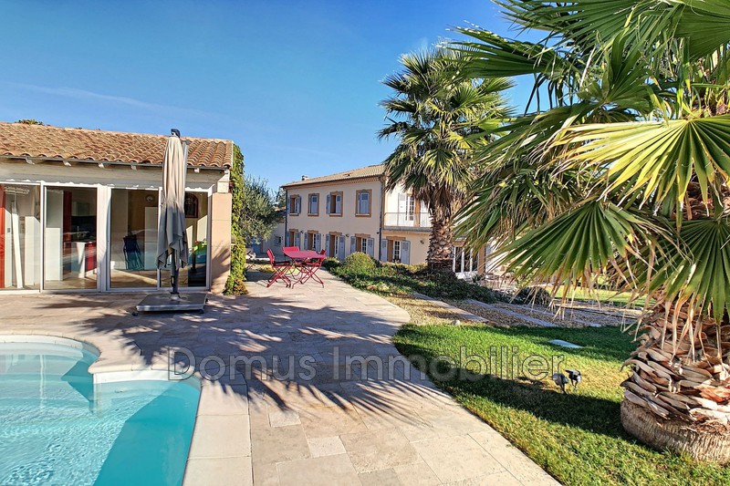 Photo Propriété de charme Saint-Saturnin-lès-Avignon achat propriété de charme 7 chambres 300 m²