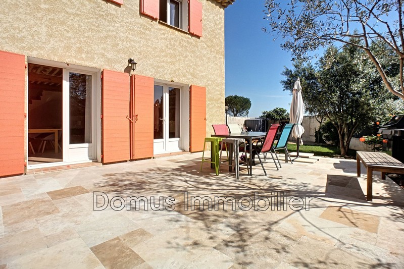 Photo Villa Vedène Proche village,   achat villa  3 chambres   83&nbsp;m&sup2;