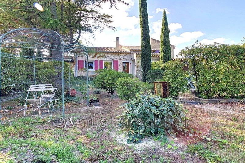 Photo Villa Saint-Saturnin-lès-Avignon   to buy villa  4 bedrooms   137&nbsp;m&sup2;