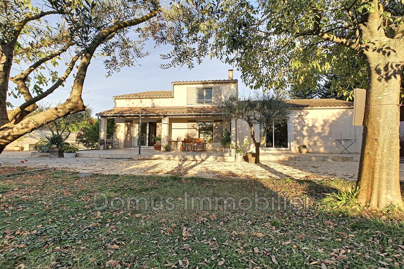 Photo Villa Saint-Saturnin-lès-Avignon Proche village,   to buy villa  4 bedrooms   157&nbsp;m&sup2;