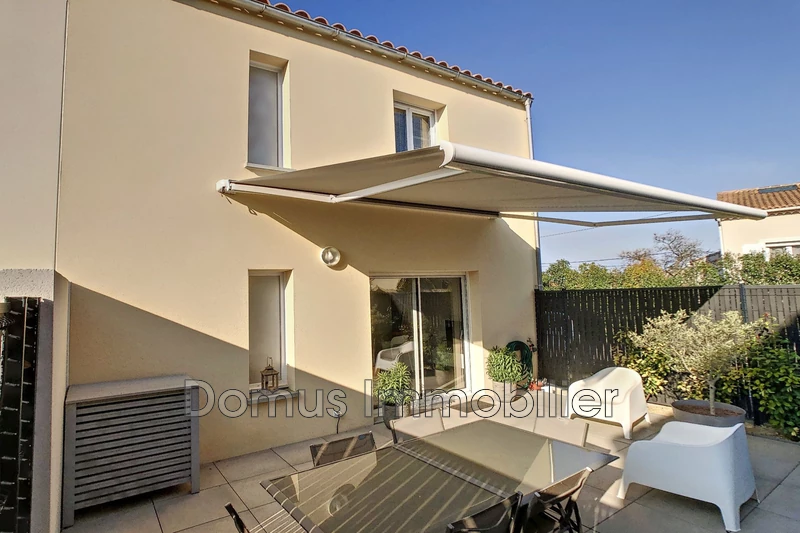 Photo Villa Saint-Saturnin-lès-Avignon achat villa 2 chambres 70 m²