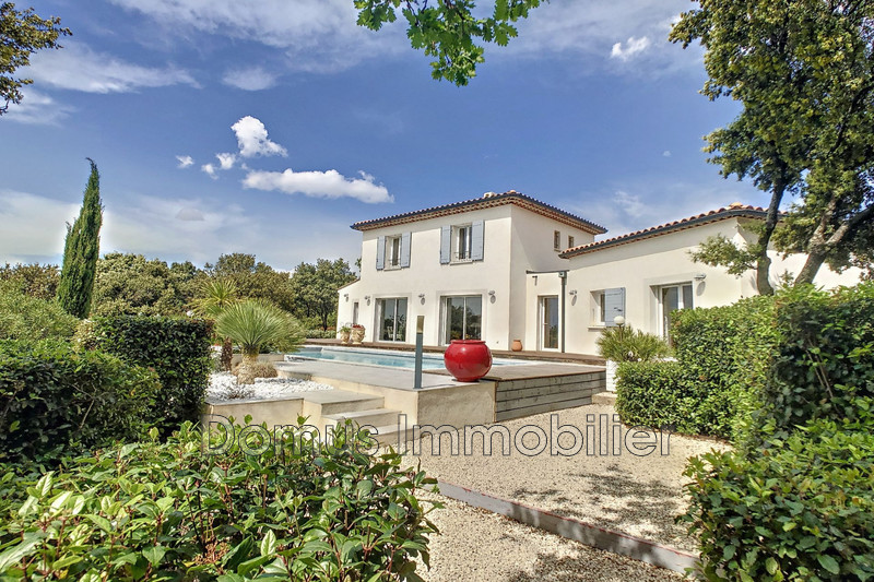 Photo Villa Saint-Saturnin-lès-Avignon   achat villa  4 chambres   148&nbsp;m&sup2;