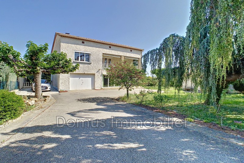 Photo Villa Saint-Saturnin-lès-Avignon Résidentiel,   achat villa  4 chambres   173&nbsp;m&sup2;