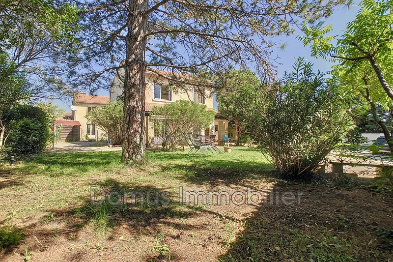 Photo Villa Entraigues-sur-la-Sorgue   achat villa  2 chambres   78&nbsp;m&sup2;