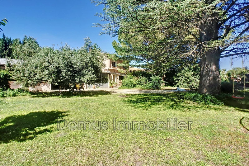 Photo Villa Saint-Saturnin-lès-Avignon Campagne,   achat villa  4 chambres   153&nbsp;m&sup2;