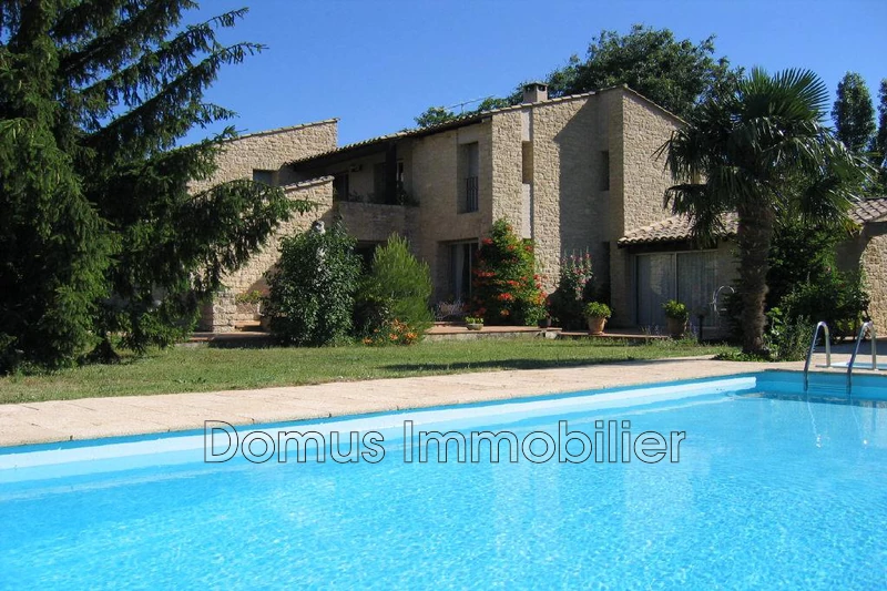 Photo Villa Jonquerettes   achat villa  4 chambres   240&nbsp;m&sup2;