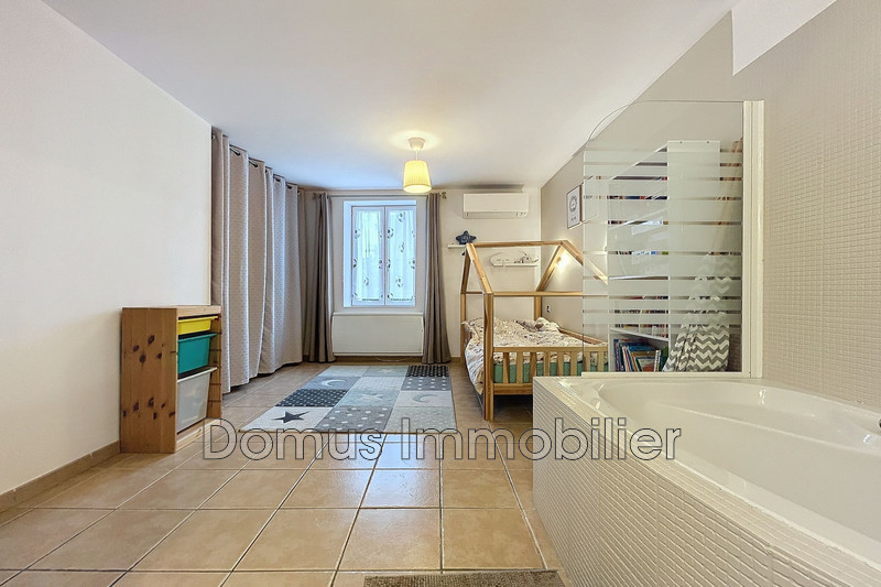 Vente maison de village Saint-Saturnin-lès-Avignon  