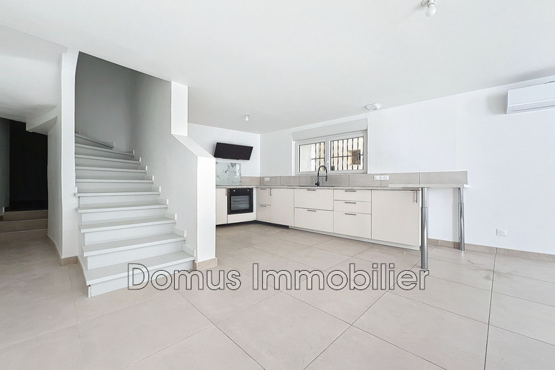 Vente maison de village Saint-Saturnin-lès-Avignon  