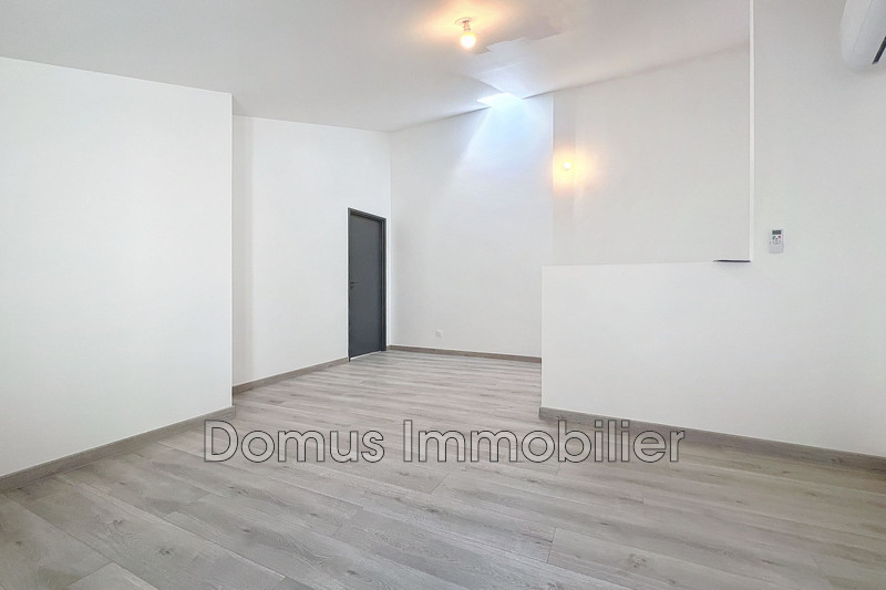 Vente maison de village Saint-Saturnin-lès-Avignon  