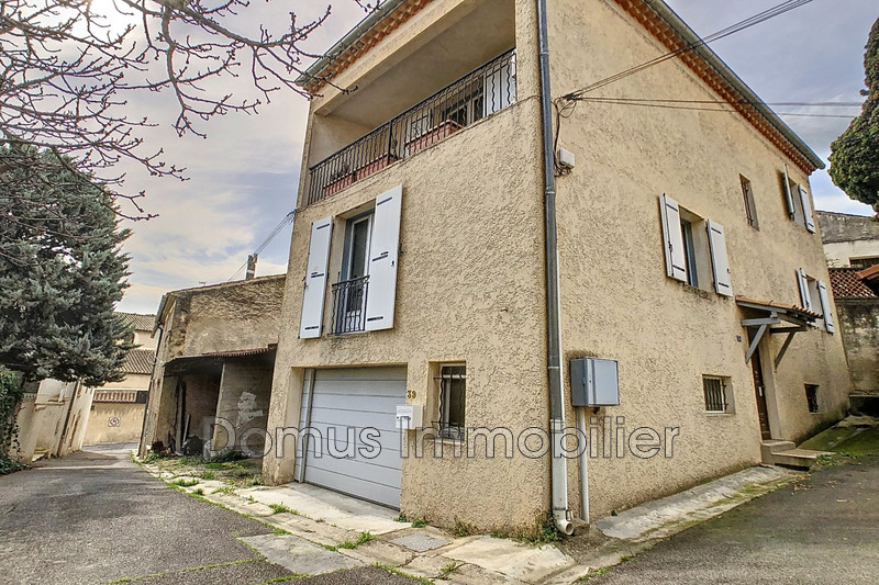 Vente maison de village Saint-Saturnin-lès-Avignon  