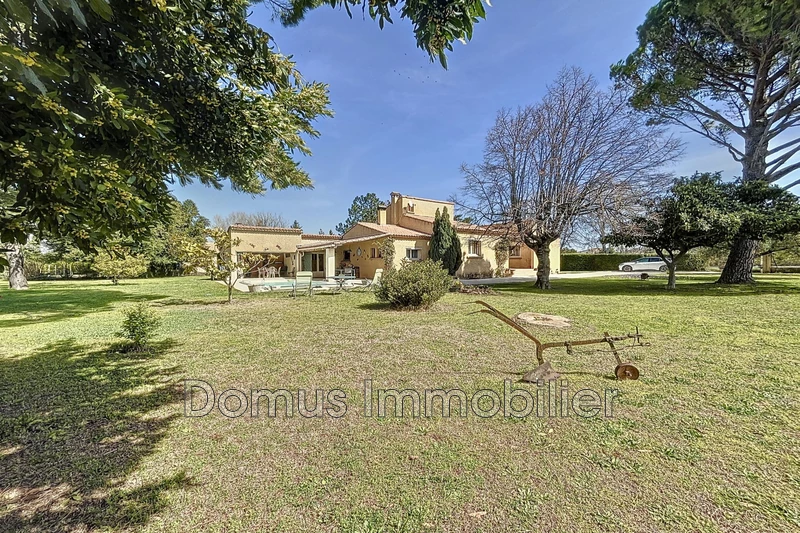 Photo Maison Saint-Saturnin-lès-Avignon Campagne,   achat maison  3 chambres   134&nbsp;m&sup2;