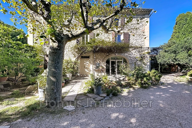 Photo Maison Vedène Centre-ville,   achat maison  9 chambres   283&nbsp;m&sup2;