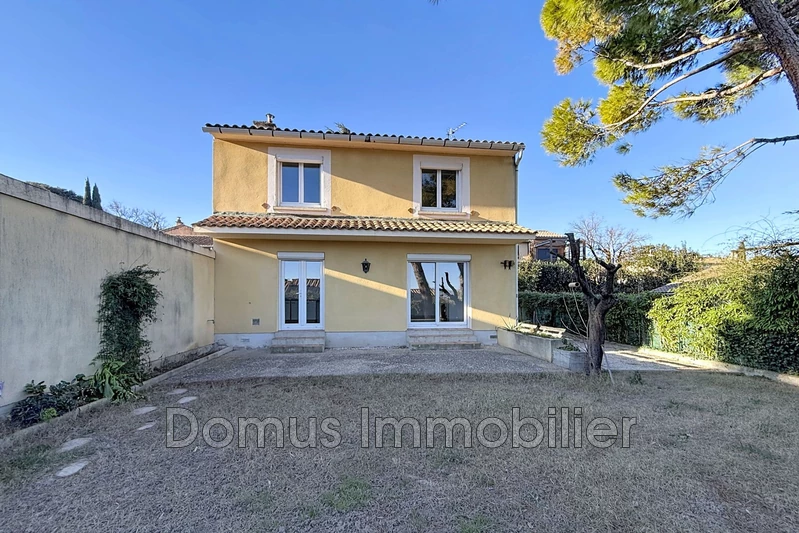 Photo Maison Saint-Saturnin-lès-Avignon Proche village,   achat maison  3 chambres   90&nbsp;m&sup2;