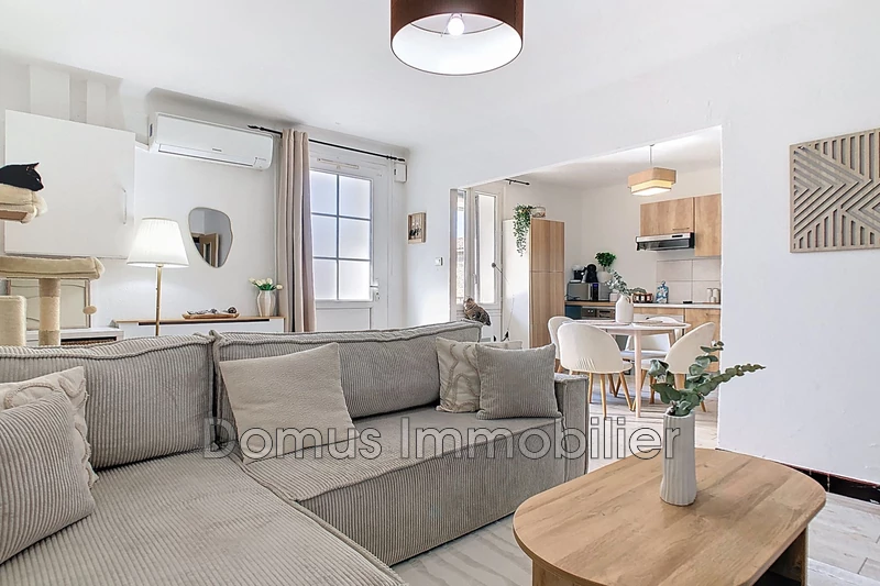 Photo Appartement Entraigues-sur-la-Sorgue   achat appartement  3 pièces   57&nbsp;m&sup2;
