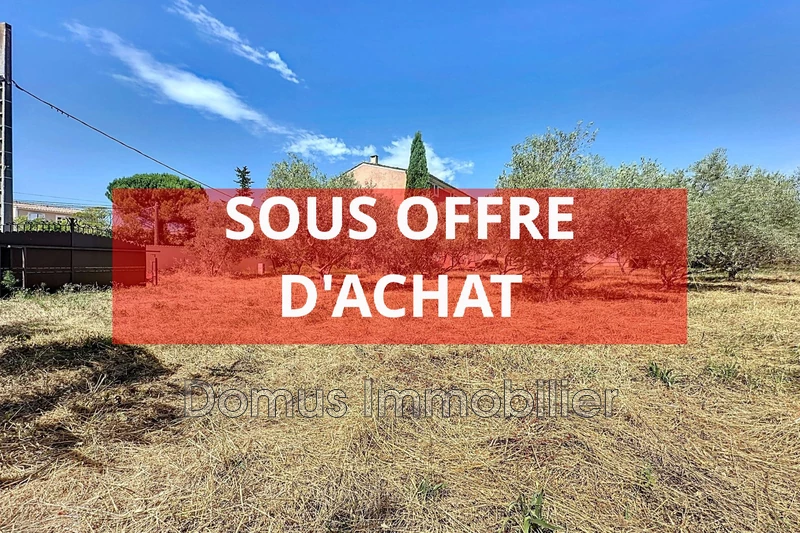 Photo Terrain Carpentras Proche village,   achat terrain   778&nbsp;m&sup2;
