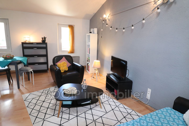 Photo Appartement Flayosc Village, Location appartement 3 pièces 53 m²